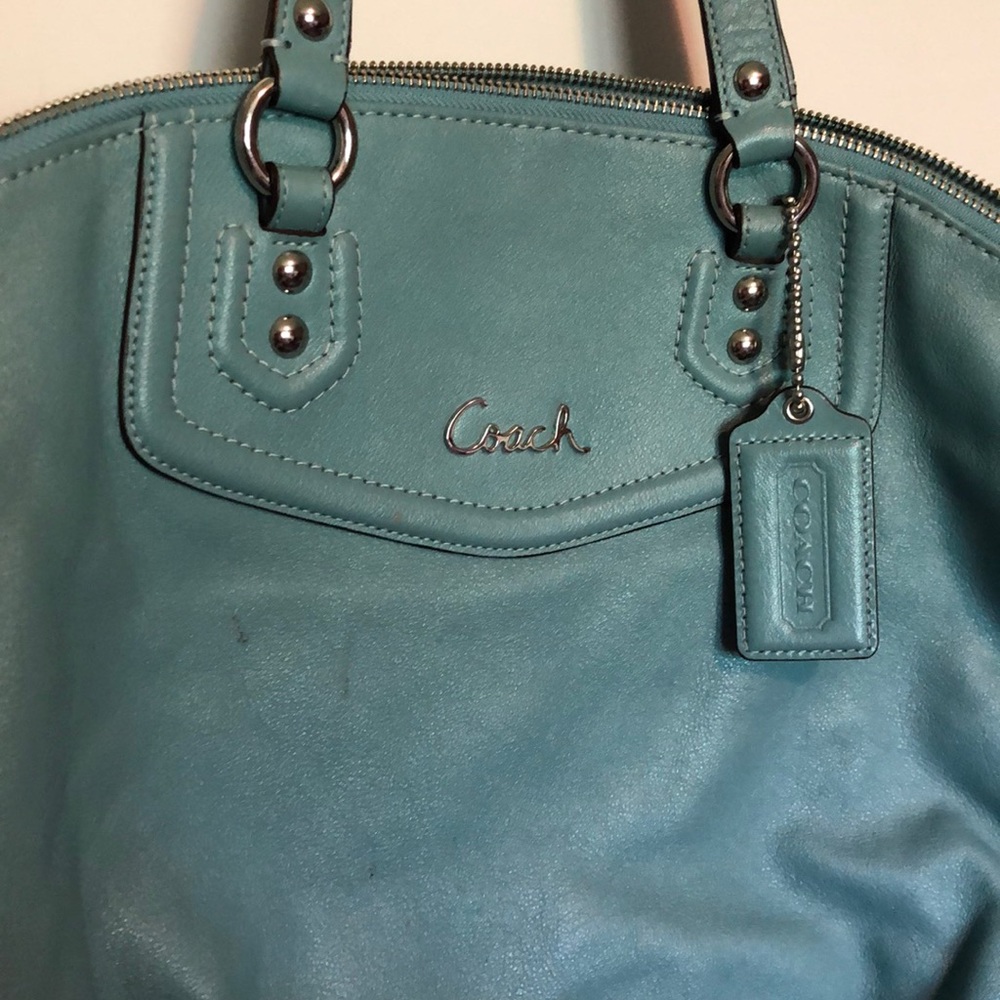 Coach purse - Picture 2 of 6